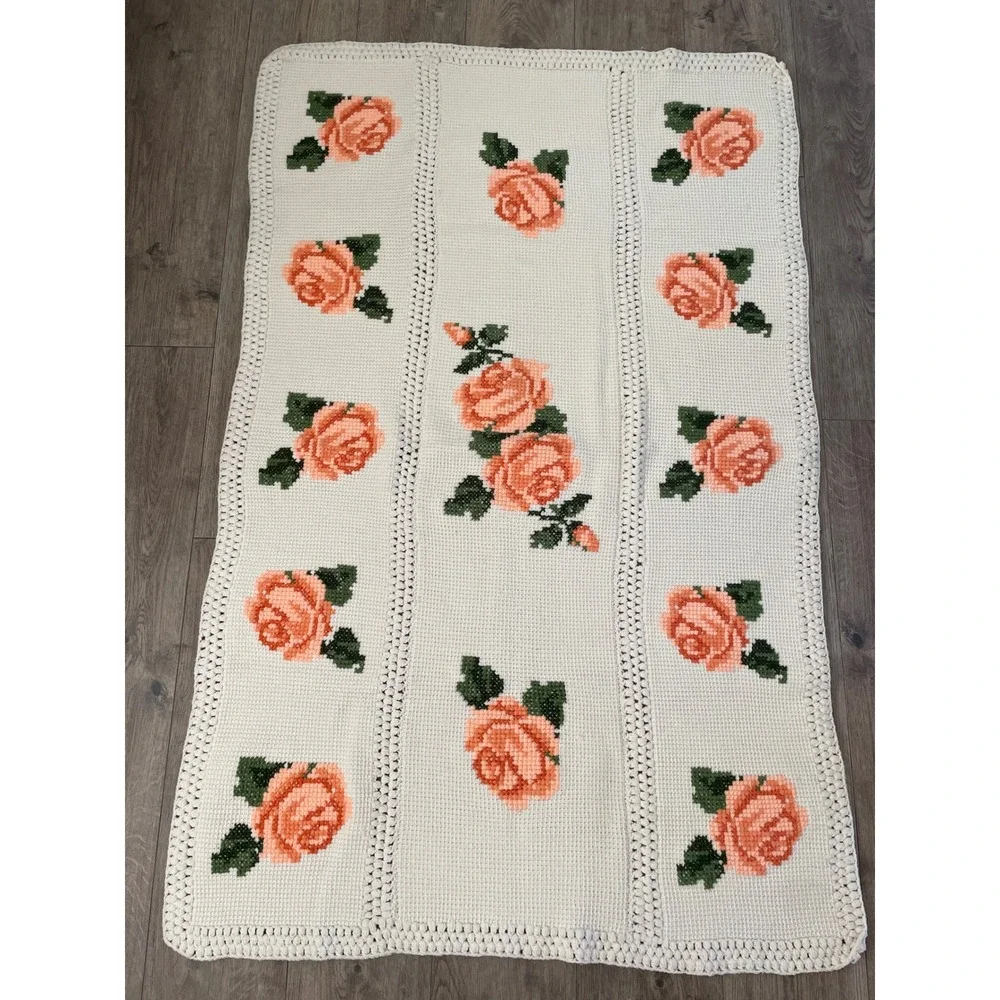 Vintage Handmade Crochet Rose Floral Afghan Throw Blanket Peach Cream 42x68